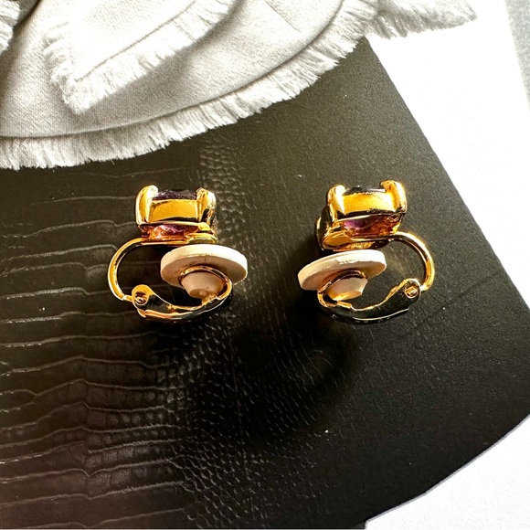 Swan Signed SWAROVSKI Small Purple Crystal Clip On Earrings 80s/90s Vintage - Picture 4 of 8